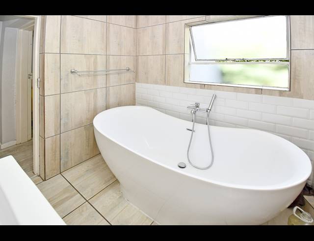 2 BEDROOM APARTMENT FOR SALE IN MORNINGSIDE